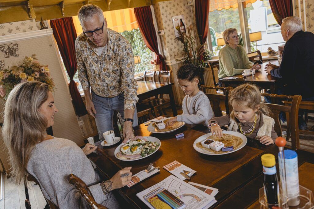Suykerbuyck Valkenswaard53_LR Gezellig genieten van heerlijke pannenkoeken in restaurant in Oirschot en Valkenswaard